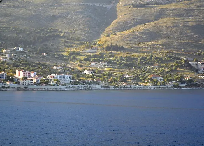 E Mare Lejlighed