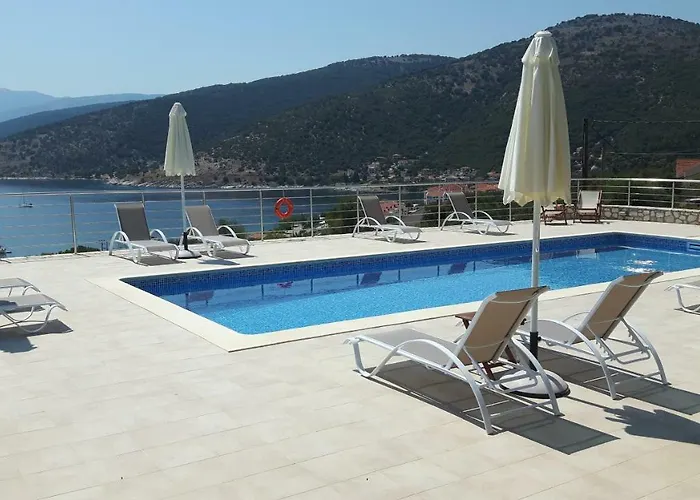 韦尔迪马蕾公寓 公寓 Agia Efimia