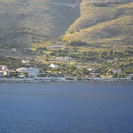 E Mare Апартаменты